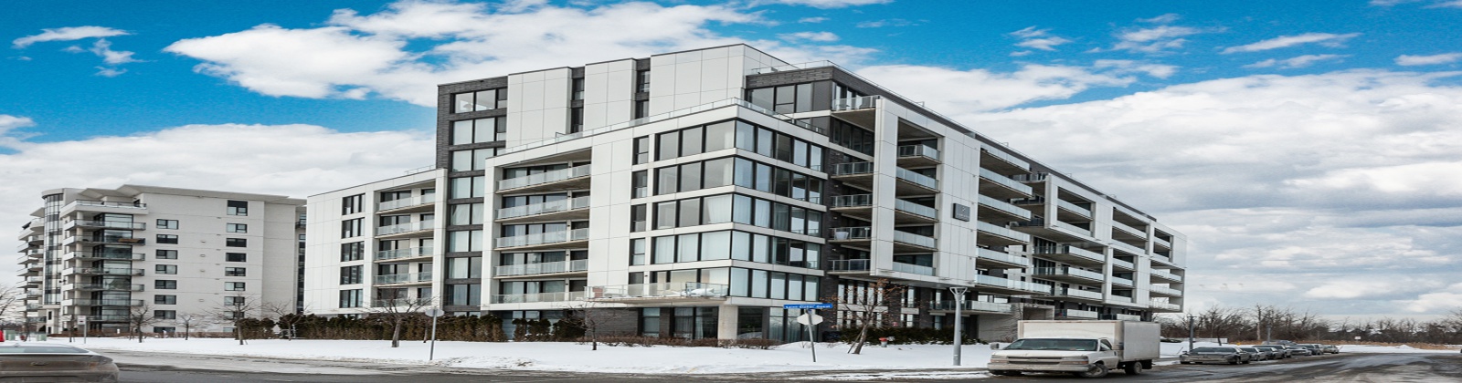 Condo for sale in Laval (Chomedey) – photo 1