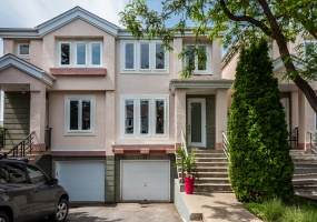 Townhouse for sale in Longueuil