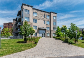 Apartment for sale in Brossard
