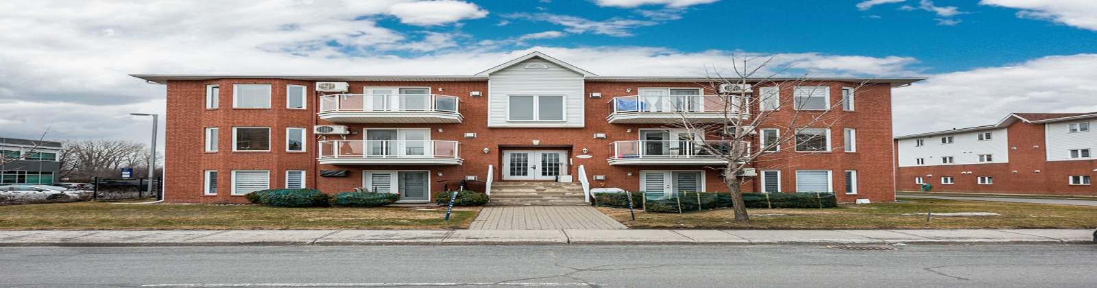 Condo for sale in Saint-Hubert – photo 2