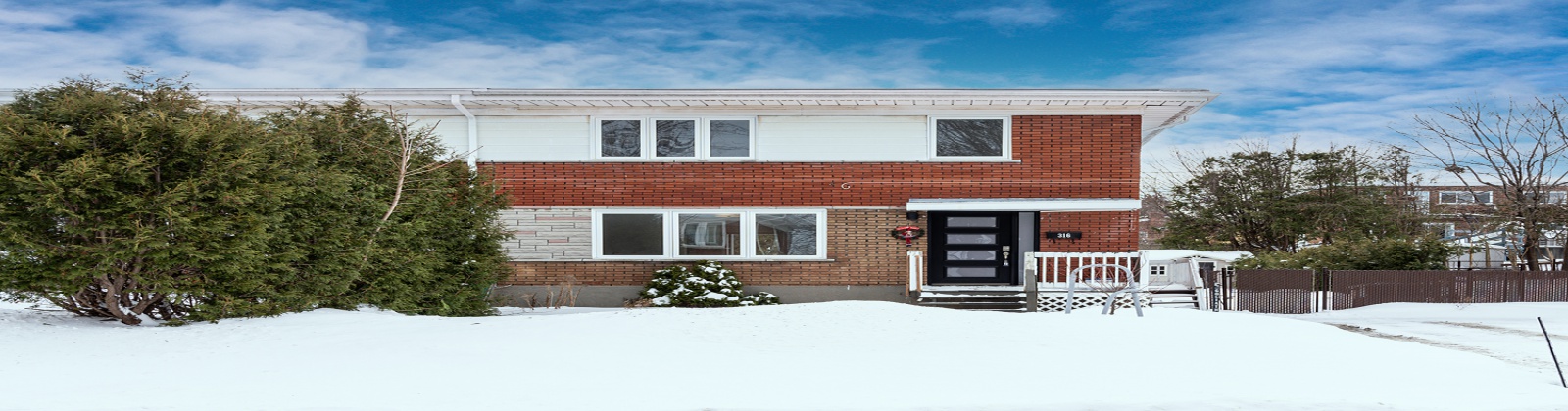 House for sale in Châteauguay – photo 1